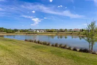 Scenic Pond Views and Screened Lanai - Charming Retreat