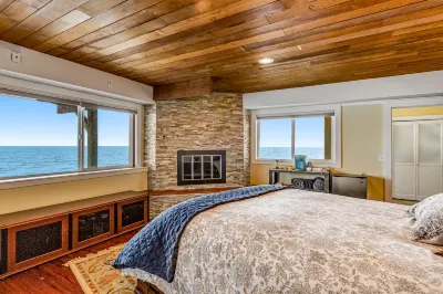 Amazing waterfront home with a fireplace, game room, fast WiFi, & washer/dryer Hotels near Gazzam Lake Preserve