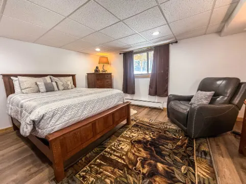 Cozy Retreat with Modern Conveniences - Charming Alpine Escape