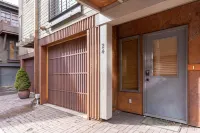 Elegant Living Space and Cozy Fireplace - Charming Alpine Retreat Hotel a Telluride