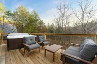 NEW! 2-bedroom A-frame Cabin with Sauna, Hot Tub, & Creekfront