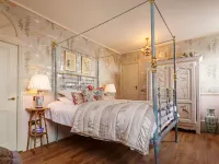 The Dial House Hotels in Broadland