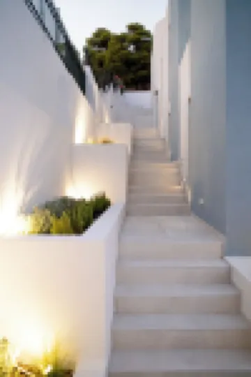 White Cliff Luxury Suites