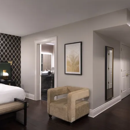 The Warrior Hotel, Autograph Collection
