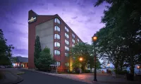 Waterfront Hotel Downtown Burlington Hotels in 