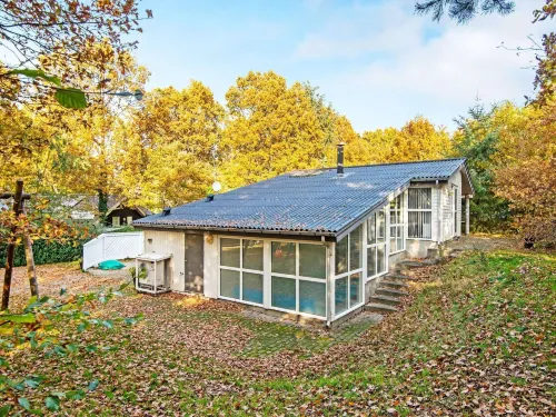 10 Person Holiday Home in Glesborg by Traum Hotels in Glesborg