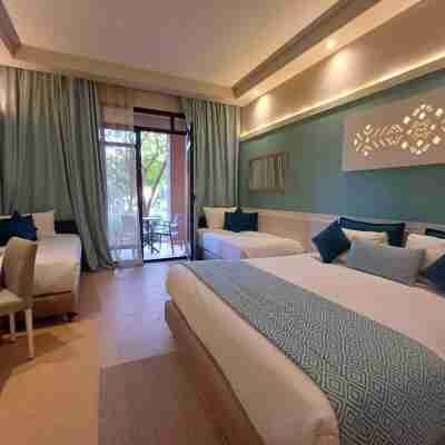 Aqua Mirage Club & Aqua Parc - All Inclusive Rooms