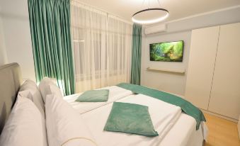 Twin I - One Bedroom - 4 Guests - Cismigiu Gardens