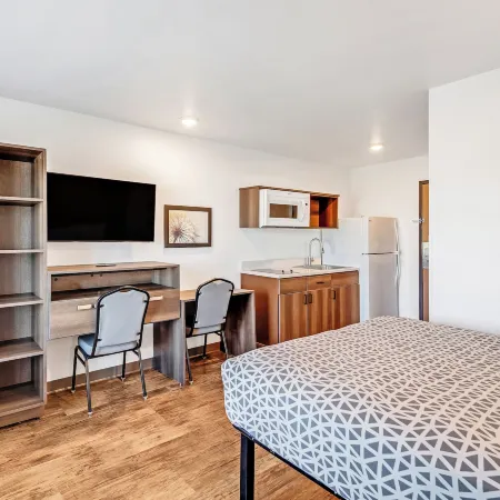 WoodSpring Suites Austin North I-35