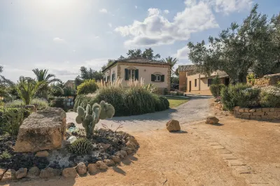 Villa la Lumia B&B Suites & Apartments Hotels near Villa Genuardi - Soprintendenza BB.CC.AA.
