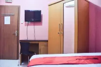 RedDoorz at Pettarani Square Makassar