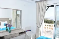 Lefkorama - Balcony