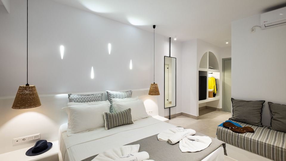Quartano Luxury Cycladic Residence