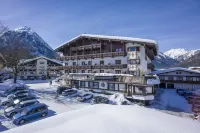 Hotel Karlwirt Hotel dekat Fischergut