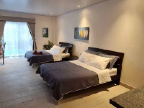 Lop Inn Hotels in Belen