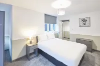 Host Stay Apartment 3 Clarendon - Bãi đậu xe
