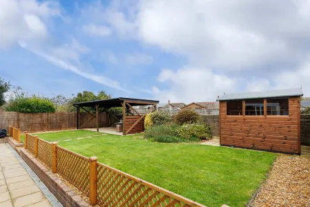 Home from home 3-Bed Nr East Wittering Beach