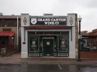 Red Garter Inn Hotels near Pete's Route 66 Gas Station Museum