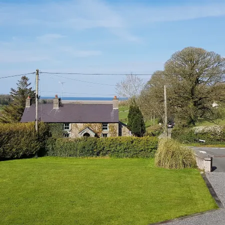 LON y Traeth Bed & Breakfast