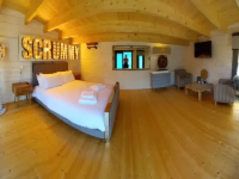 Sandy Toes Accommodation Hotels in Par