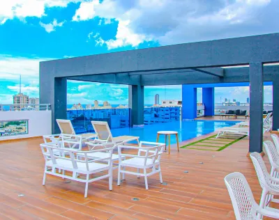 Tower Central - New Luxury - Ocean View Các khách sạn ở 