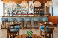 Kaimana Beach Hotel فنادق في هونولولو