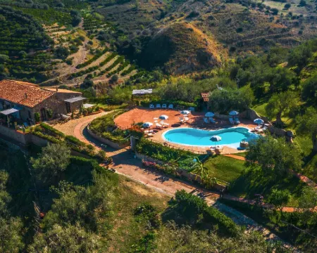Poggio Pozzetti Hotels in Lascari