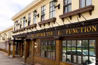 The Guv’Nor Hotels in Сент-Джон