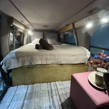 Urban Van Glamping Riga