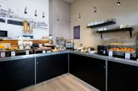 羅陽海洋貝斯特韋斯特酒店 - 早餐