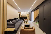 Middle Beach Hotel Hotels in Sahel Aalma