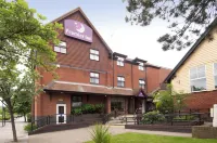Premier Inn Milton Keynes Central (Xscape) Hotels near Netherfield Local Centre