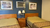 Four Oaks Hotels in Horry County
