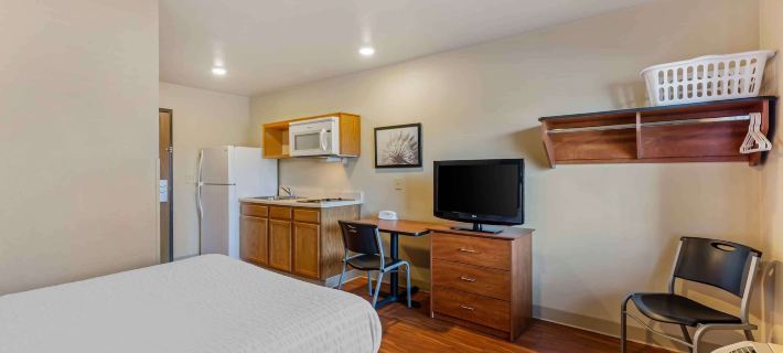 Extended Stay America Select Suites - Cleveland - Mentor Hotels in Lake County