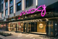 Moxy Seattle Downtown Hotels in Seattle