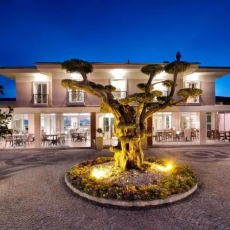 B. Equine Range Hotel