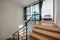 New Shamrock Beach Villas Seaview