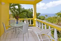 Hibiscus Heights