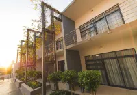 Blue Diamond Boutique Hotel Hotels near Parkview Shopping Centre