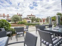 Adrion Aparthotel Hotels in Pula