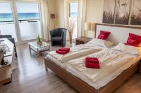 Seaside-Strandhotel Hotels in Niendorf