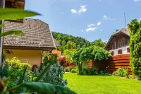 빌라 네나 Russian Chapel 주변 호텔