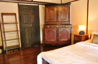 Bangalawa Hotels in Rajagiriya