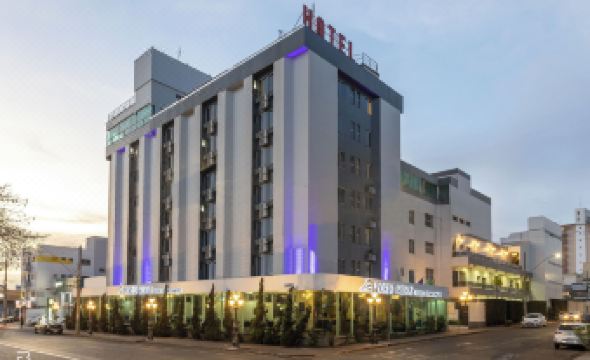 Porto Minas Hotel e Convenções