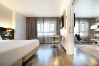 Hotel Cadiz Paseo Del Mar by Melia Các khách sạn gần Yacimiento Arqueologico Gadir