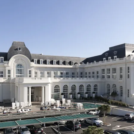 Cures Marines Hotel & Spa Trouville  MGallery Collection Отели в г. Трувиль-Сюр-Мер