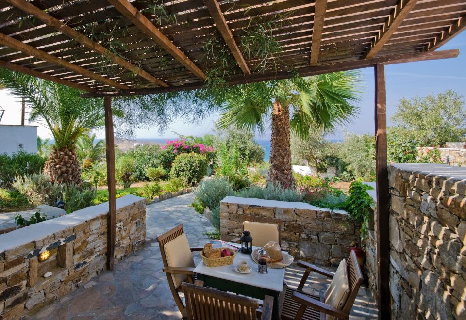 Hotel Kavos Hotel Naxos, Exterior, Garden