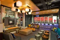 Aloft Bolingbrook Hotels in Du Page Township