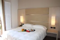 パルコ デイ ピーニ - シラ ウェルネス ホテル のホテル