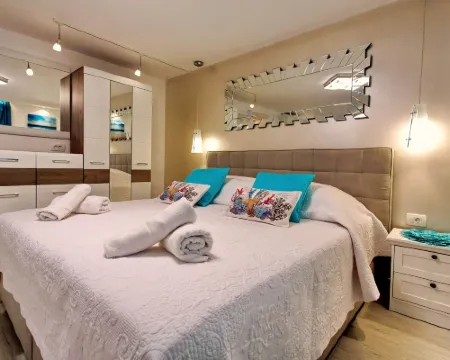 House Sandra Hotels in Split